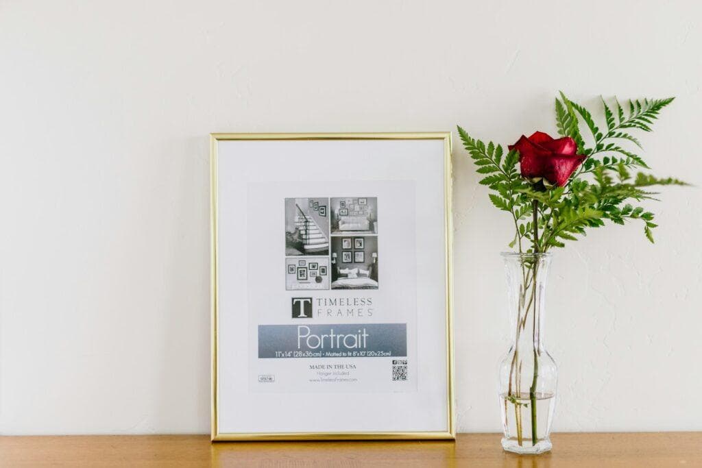 How Photo Prints Change a Small Space