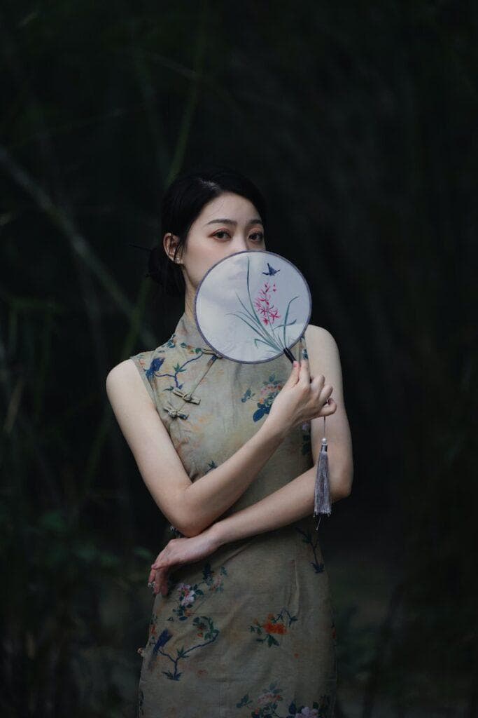 Hand Fans: Beat the Heat in Style!