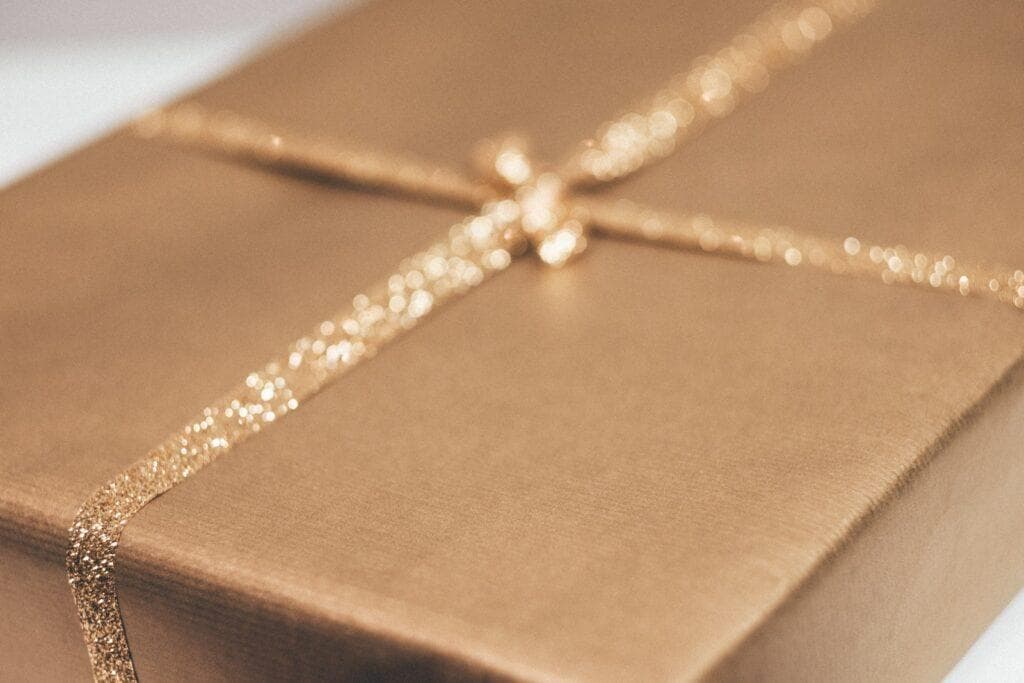 Keeping It Secure: Wedding Gift Box Ideas for Cards and Well-Wishes