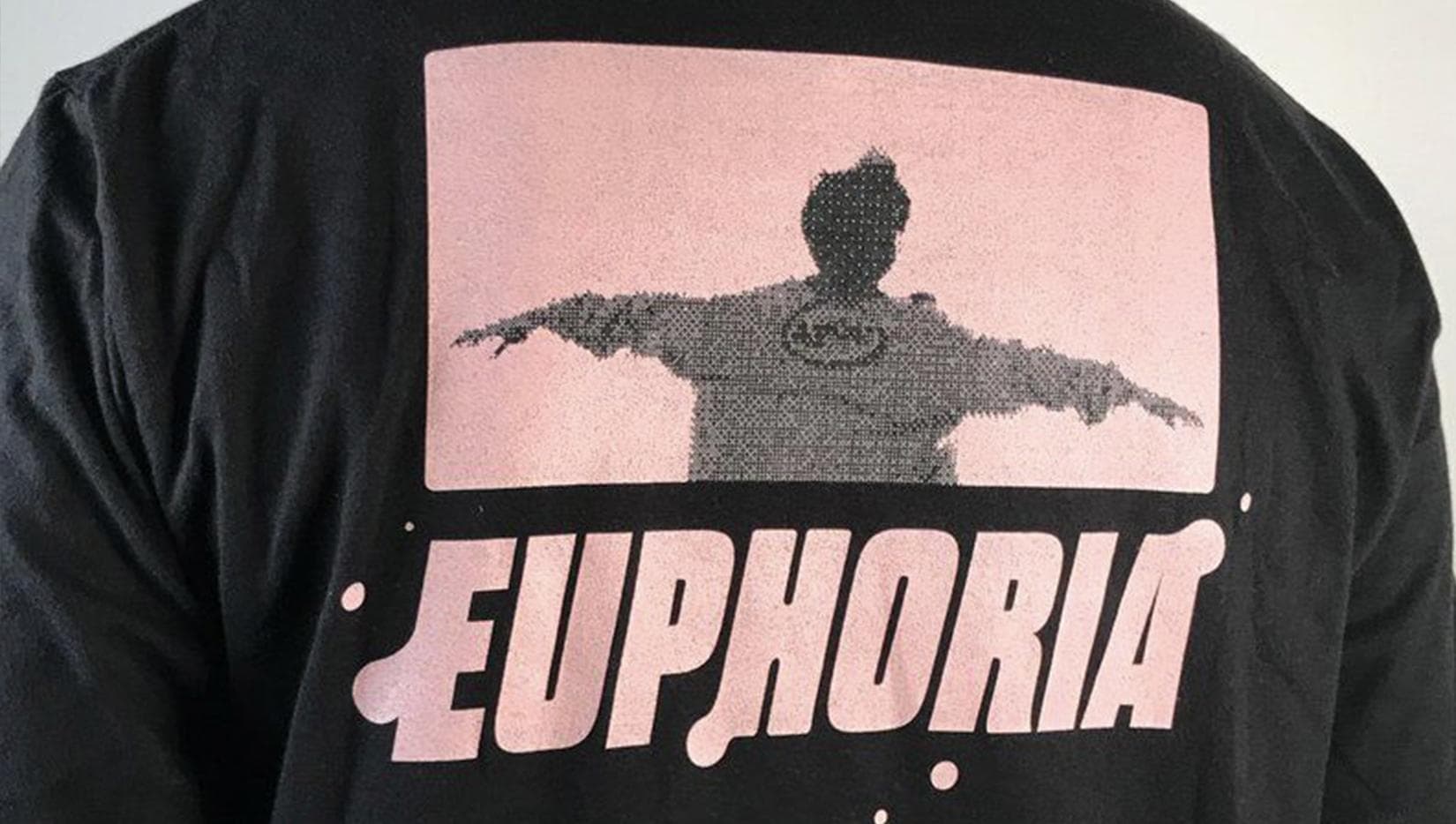 Are T-shirt Promotional Concepts Persuasive and Worth It?