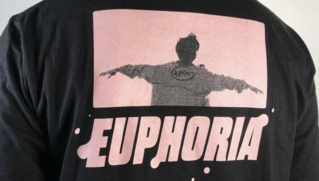 Are T-shirt Promotional Concepts Persuasive and Worth It?
